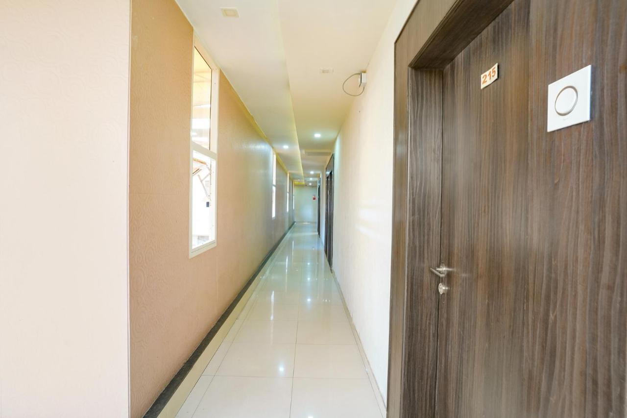 Fabhotel Regent Inn - Nr Skywalk Bridge Pimpri-Chinchwad Exterior photo